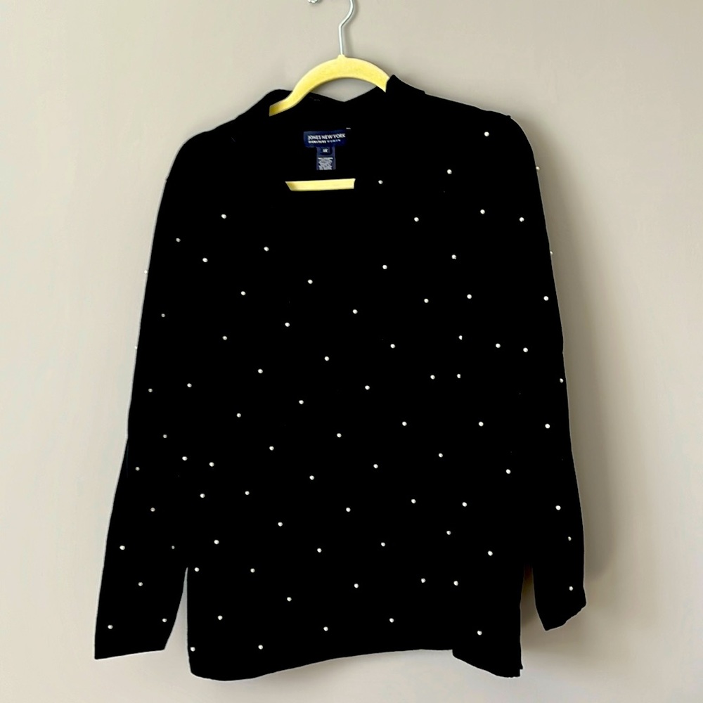 Black sweater with pearls
